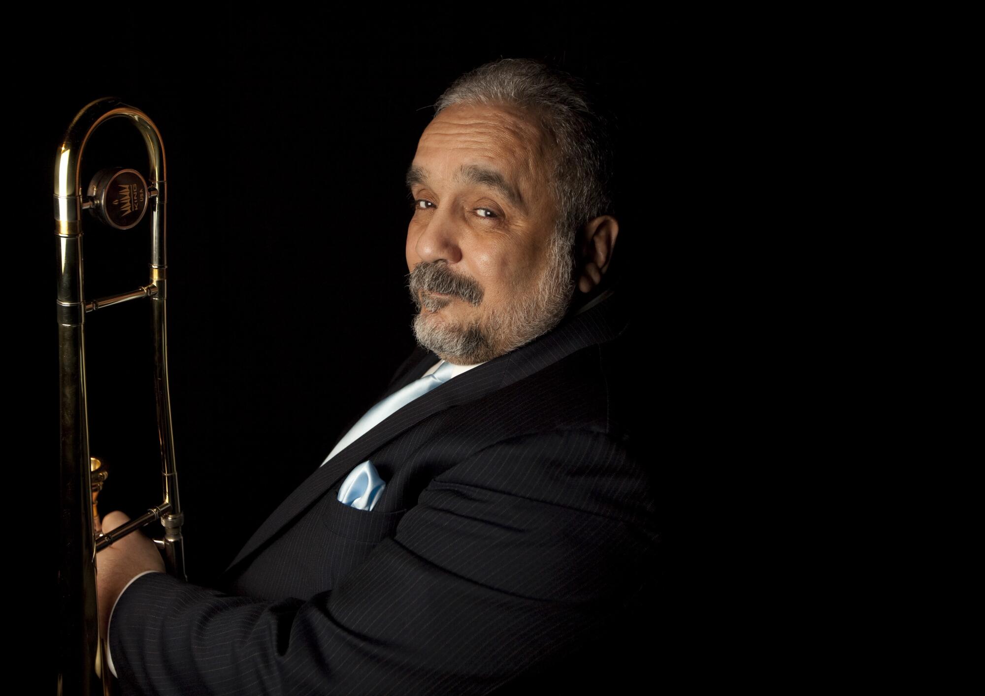 Muere Willie Colón, emblemático músico e intérprete de íconos de la salsa como ‘Idilio’