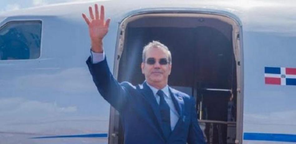 Abinader viaja a París para fortalecer relaciones con Francia y reunirse con Emmanuel Macron
